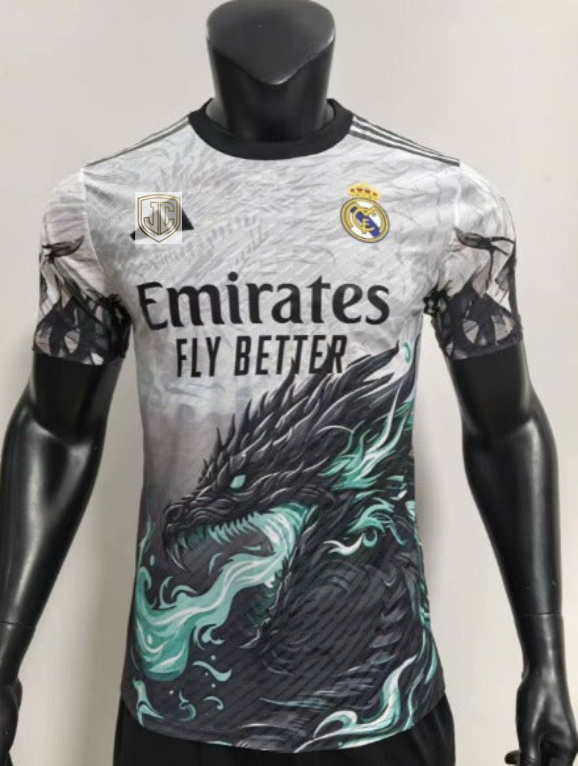 Real Madrid Special Edition Dragon Blanco