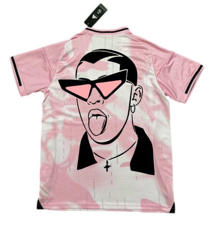 REAL MADRID EDICIÓN ESPECIAL ROSA x BAD BUNNY