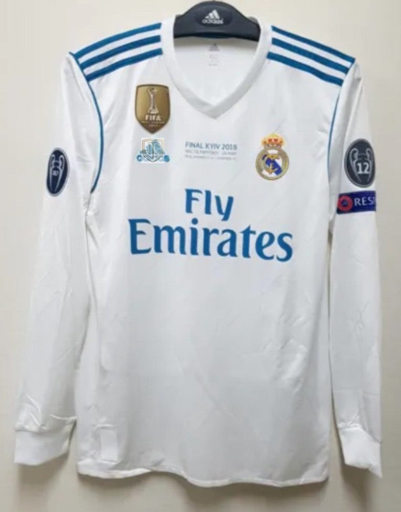 Madrid 2017-18 Primera Equipación
Manga larga Retro
