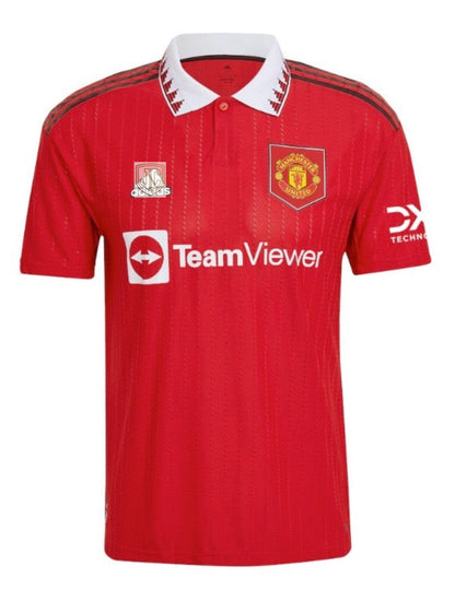 Manchester United 22-23 Primera
Equipación Retro